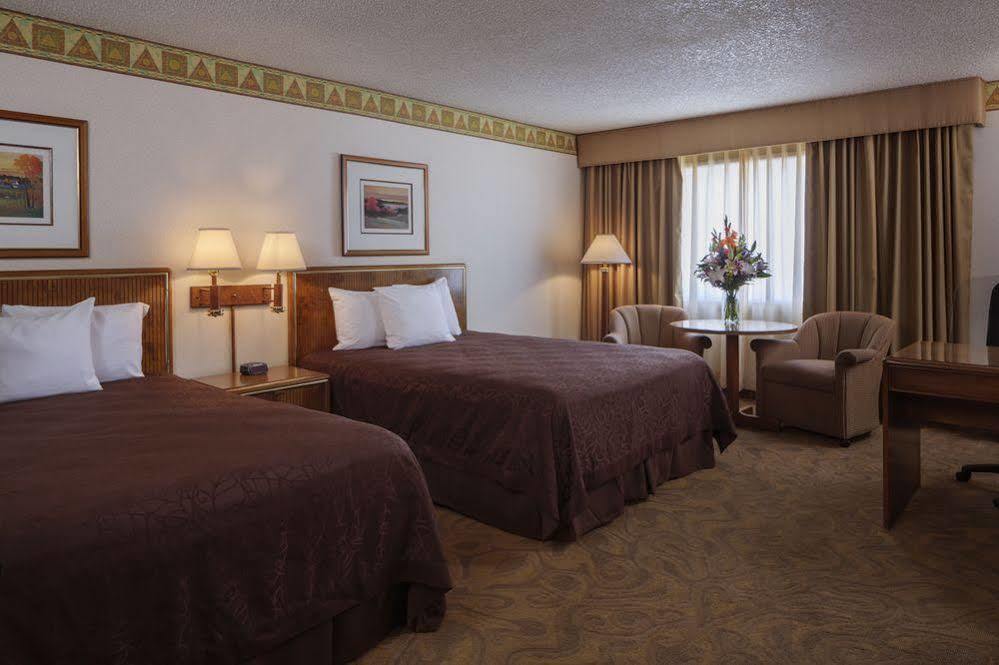 High Desert Inn Elko Esterno foto